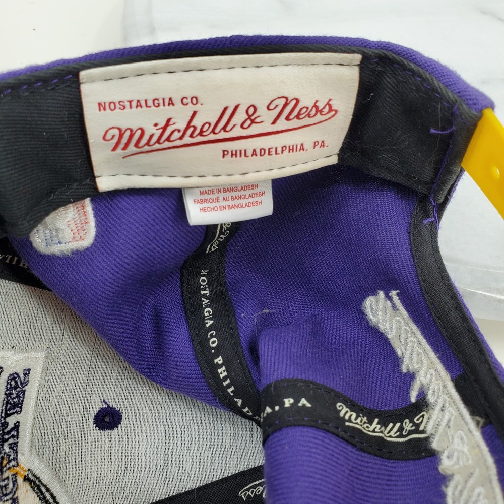 Mitchell & Ness Los Angeles Lakers Snapback Hat Purple Yellow Hardwood Classics - Picture 7 of 13